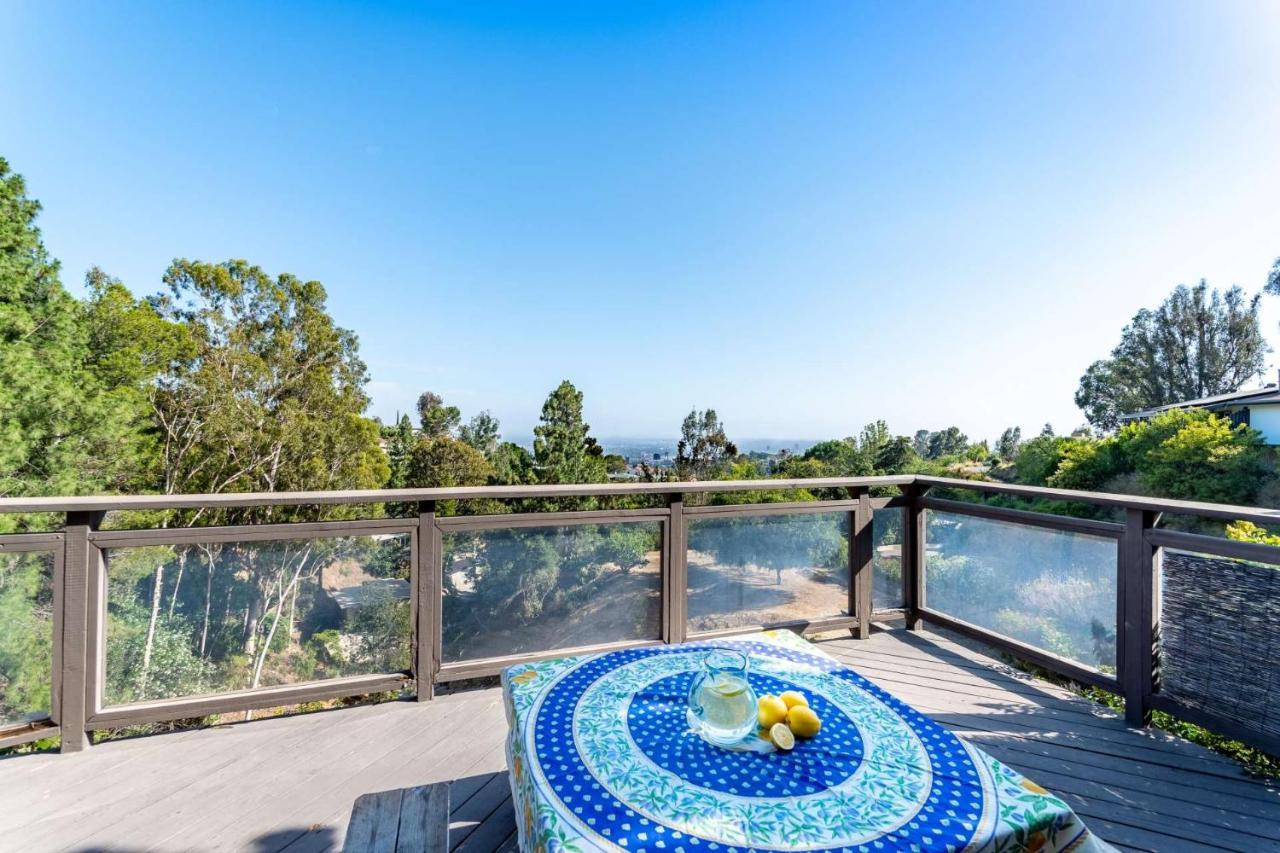 Hollywood Sign Chalet *